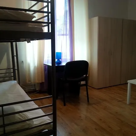 Apart & Hostel Guest Room Brendan Hostel