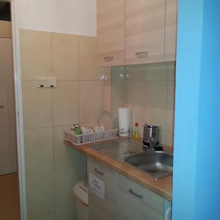 Хостел Apart & Hostel Guest Room Brendan Краков