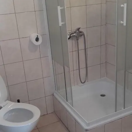 Apart & Hostel Guest Room Brendan Хостел *